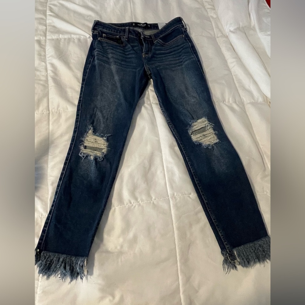 Hollister Womens distressed jeans
